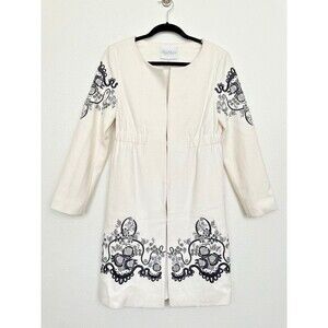 MaxMara Vintage Embroidered Open Front Wool Hook Eye Closure Coat White Women M